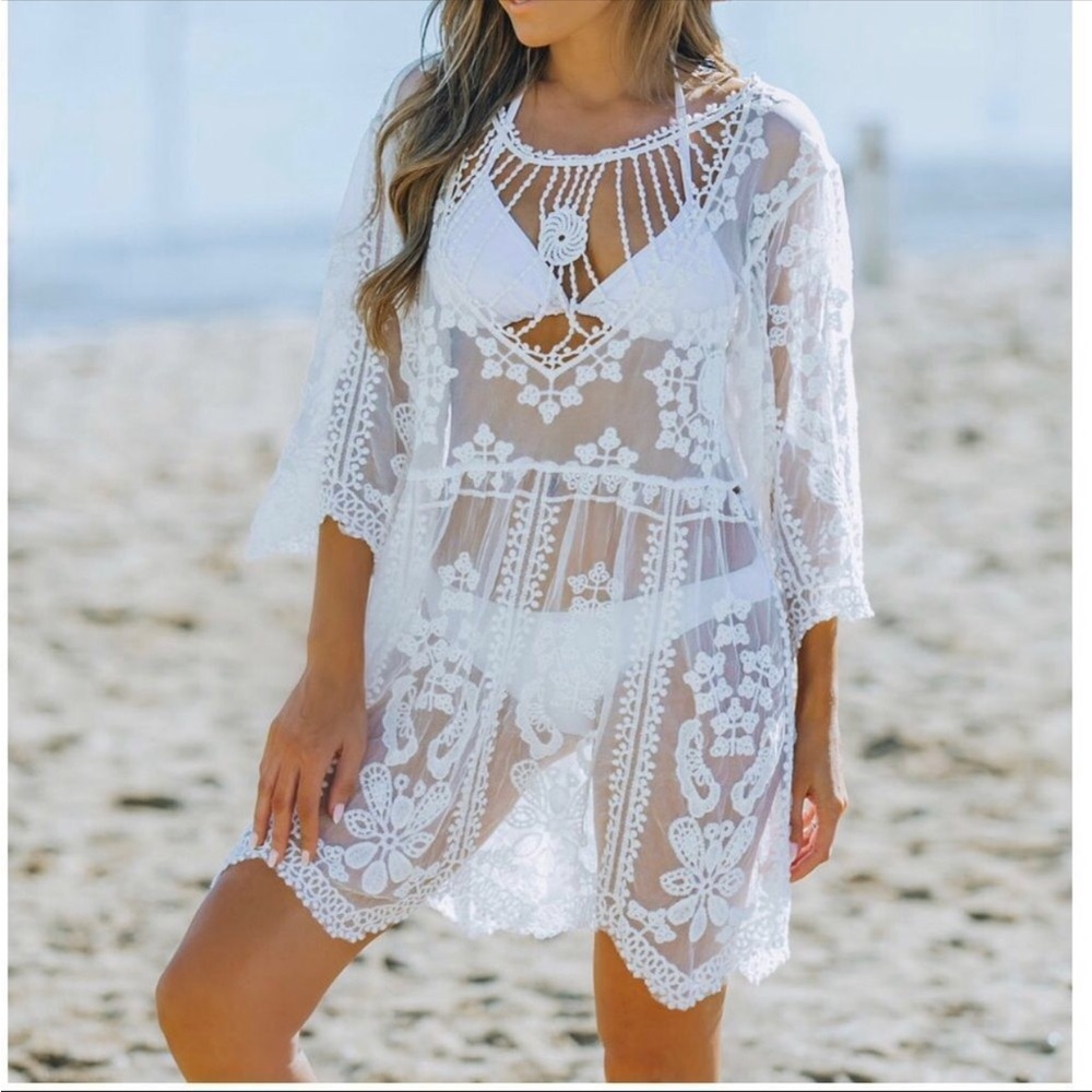 Scalloped Lace Coverup